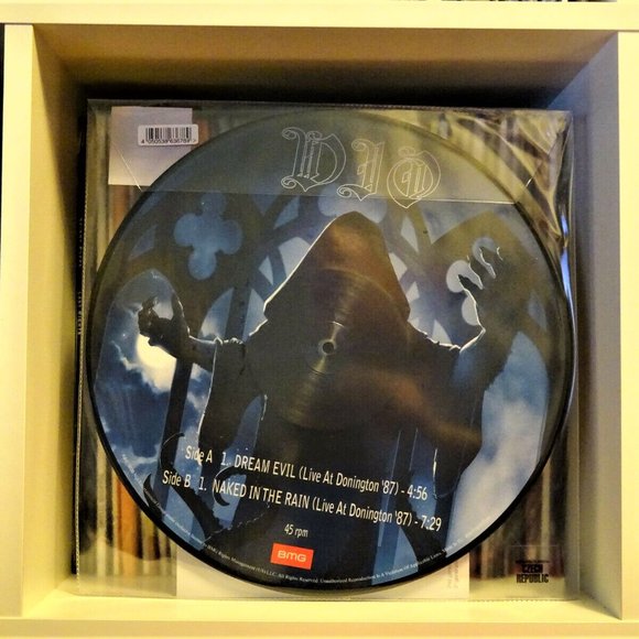 DIO Dream Evil Picture Disc ~ 12” Vinyl / 45 RPM ~ RSD Blk Fri 2020 ~ Brand New! - Picture 3 of 3